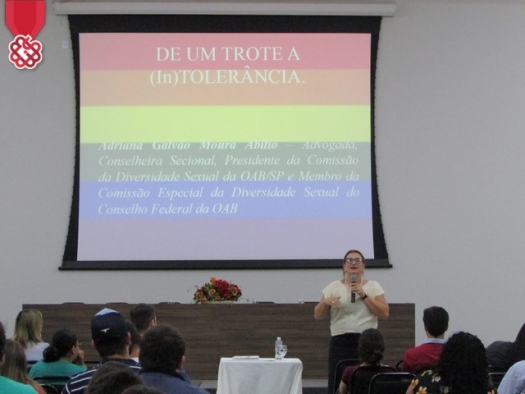 IMESB recepciona novos alunos com palestra e debates sobre “Dê um trote na Intolerância”