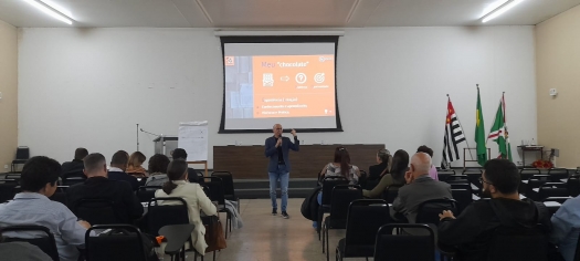 Workshop “Em mentes quadradas, ideias novas não circulam”