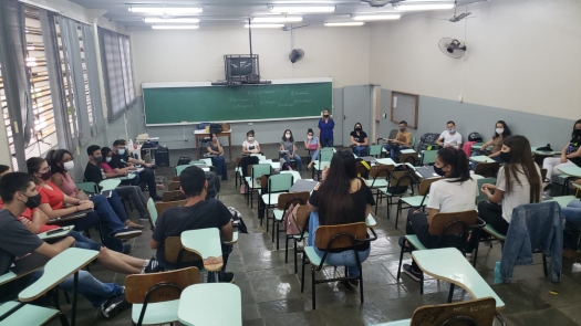 IMESB renova parceria na área social com DCA