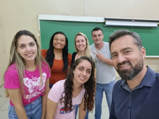 Estudantes de Administração apresentam produtos e serviços em formato pitch