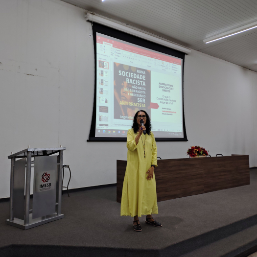Dra. Monica de Melo