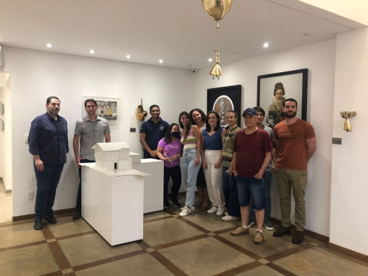 Arquitetura e Urbanismo do IMESB entrega maquete tátil ao museu Casa Sônia Menna Barreto