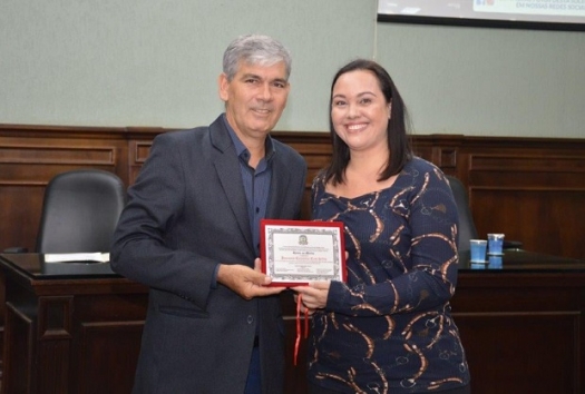 Ao todo, 15 servidores municipais foram homenageados