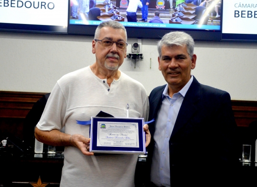 Antônio Tescarolo Filho recebe o título de Honra ao Mérito do vice-prefeito Paulo Bianchini