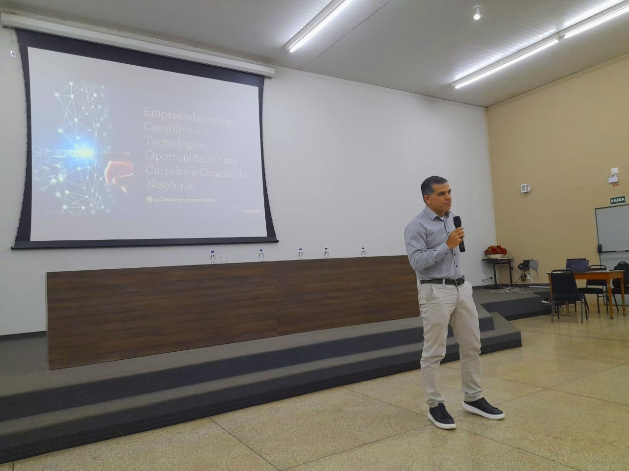 33ª Semana Científica de Administração | Prof. Dr. David Ferreira Lopes Santos
