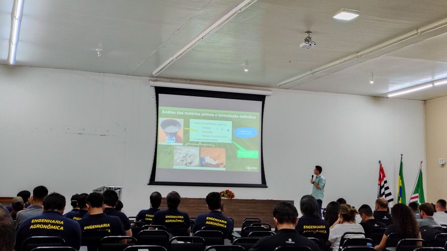 Agricultura regenerativa em foco: compostagem e sustentabilidade na XII SEEAGRO