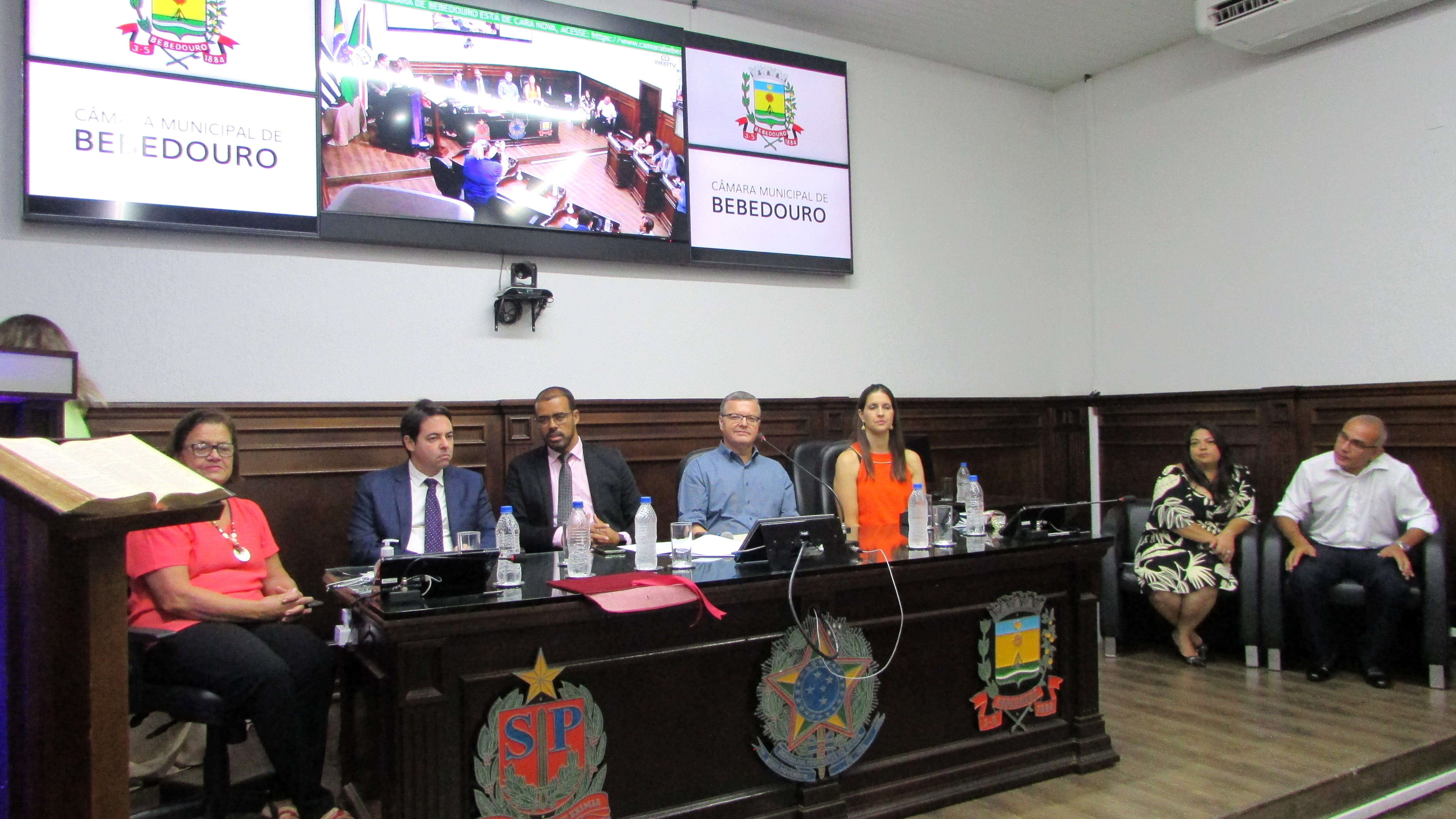 Professora de Direito Rosiane Sasso Rissi recebe título de Honra ao Mérito